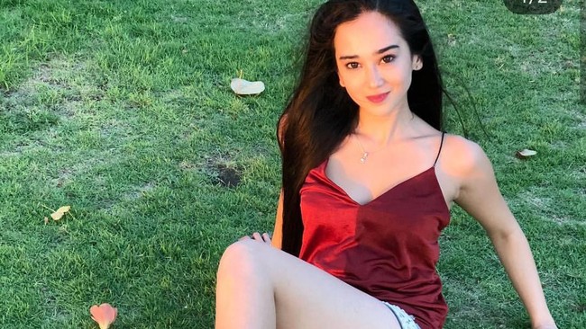 Keren! Bintang FTV Ini Berhasil Lulus dengan IPK 4.00