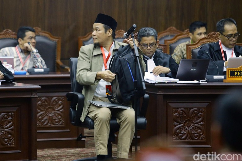 Saksi Prabowo Ubah Keterangan Soal Udung: Awalnya Tak di Dunia Kini Tak Tahu