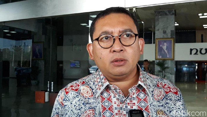 Fadli Zon Pulang dari AS: Negeri Kapitalis PCR dan Antigen Semua Gratis!