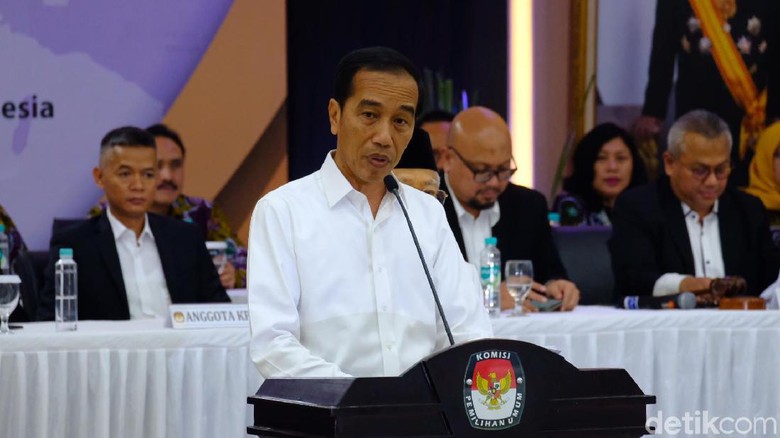 Jokowi: Tanya Pak Prabowo Kapan Ketemu Pak Jokowi