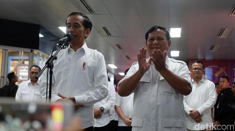 Pertemuan Jokowi-Prabowo: Ada yang Merayakan, Ada yang Kecewa