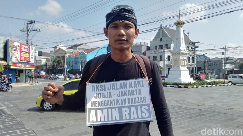 Gantikan Amien Rais, Pemuda Ini Jalan Kaki dari Yogya ke Jakarta
