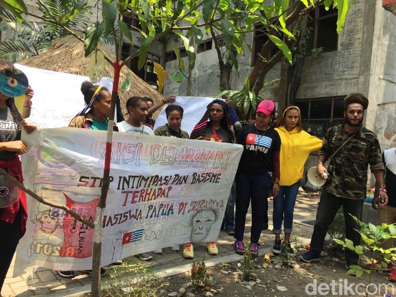 mahasiswa-papua-di-usu-ikut-gelar-aksi-bawa-lambang-bintang-kejora