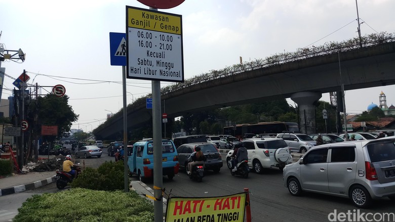 warga-mengeluh-ukuran-rambu-ganjil-genap-dishub-dki-kita-perbesar