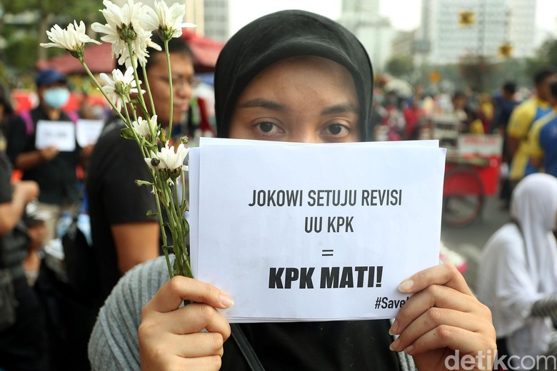 ICW: Jangan Sampai Jokowi Dicatat Membidani Kehancuran KPK