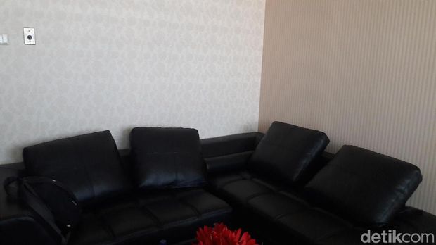 Anggota DPR Baru Ini Rela Rogoh Kocek Pribadi demi Perluas Ruangan Staf