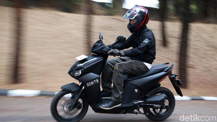Daftar Motor-Mobil Listrik yang Bakal Dapat Subsidi Pemerintah Hari Ini