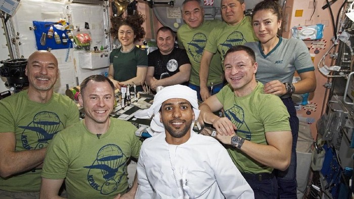 Mengenal Astronot Pertama Arab yang Yakinkan Bumi Bulat