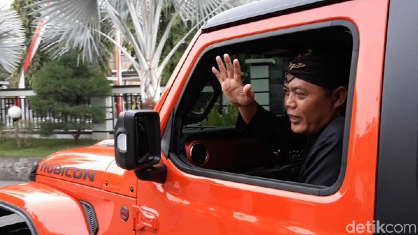 Tak Hanya Beri Izin, Bupati Karanganyar Bakal Imami Salat Id di Alun-alun
