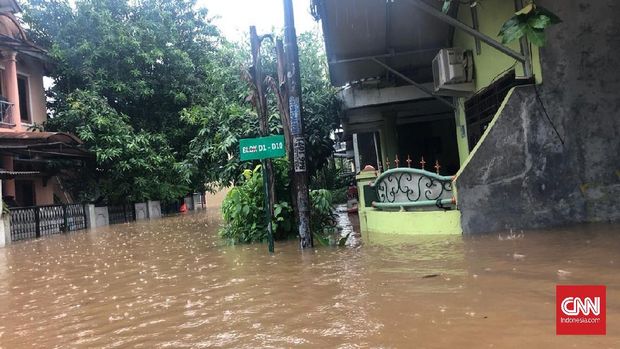 Korban Banjir di Bekasi Jaya Sesalkan Bantuan BPBD Lambat 