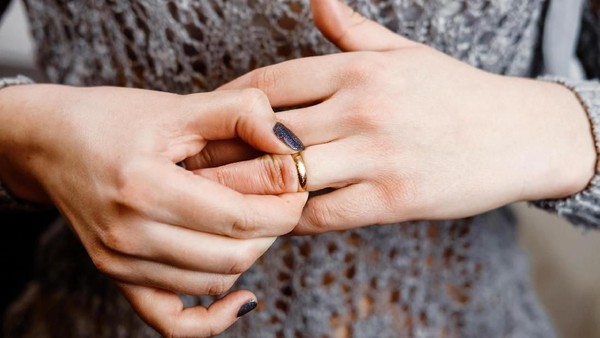 Pengakuan Perempuan kimpoi Kontrak Cianjur: Terpaksa karena Faktor Ekonomi
