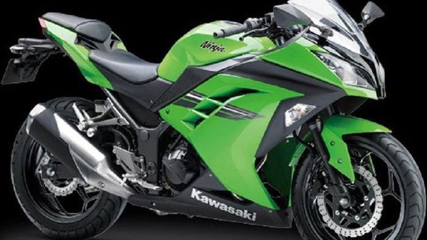 Keren! Bang Enjoy Jualan Martabak Pakai Motor Sport Rp 60 Jutaan