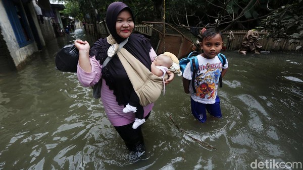 sudah-dua-hari-banjir-rawa-terate-belum-surut