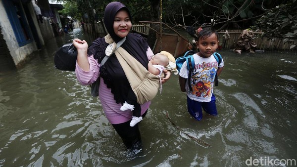 Sudah DUA hari banjir Rawa Terate belum SURUT
