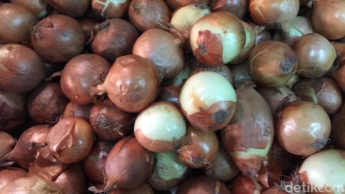  Harga Tembus Rp 250.000/Kg, Bawang Bombai Ogah Dijual Pedagang