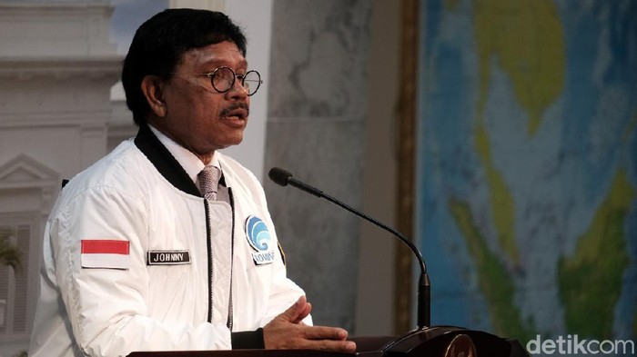 Menkominfo: Isu Blokir Medsos Hoax, yang Ada Patroli Siber