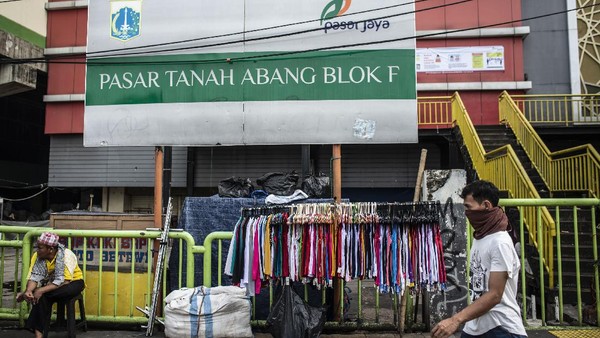 Pasar Tanah Abang Tutup Tapi Wajib Bayar Sewa, Pedagang Merasa Terzalimi