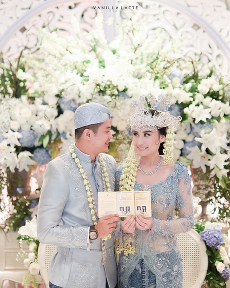 Indah Permatasari dan 7 Artis Indonesia yang Menikah Tanpa Restu Ortu