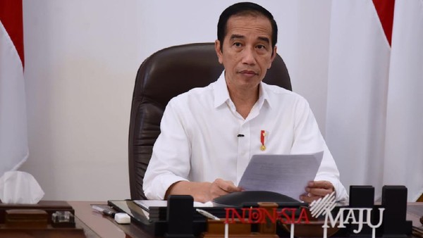 Jokowi Kini Punya Kuasa Penuh buat Angkat, Mutasi, hingga Pecat PNS