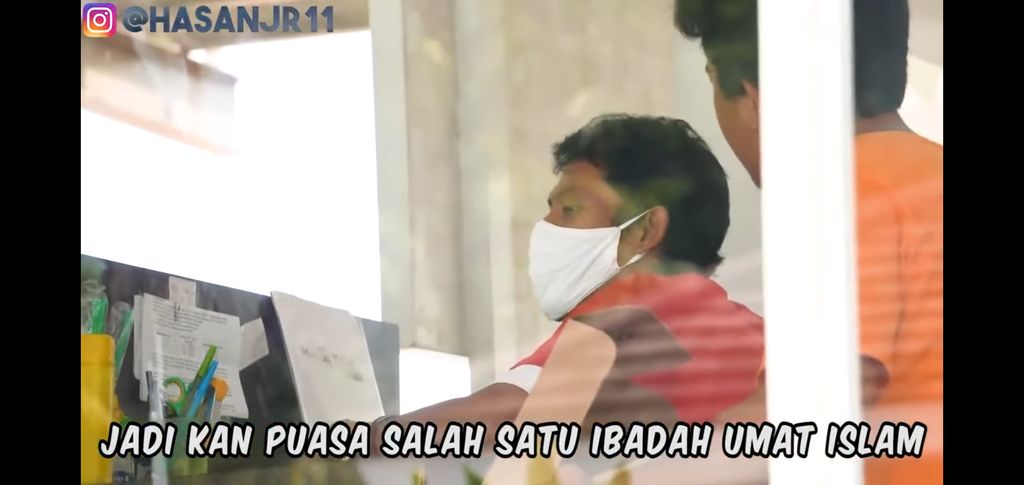 Ngaco! Youtuber Ini Tawarkan Rp 10 Juta Untuk Orang yang Mau Batalkan Puasa