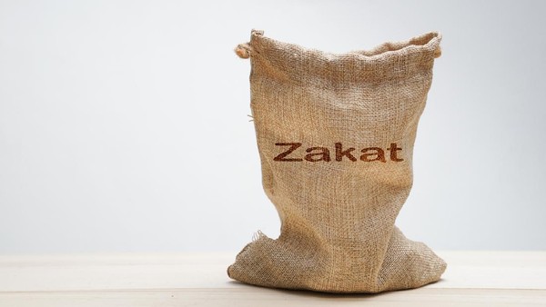 Dalil Zakat Fitrah dan Hukuman bagi Orang yang Tidak Mau Berzakat