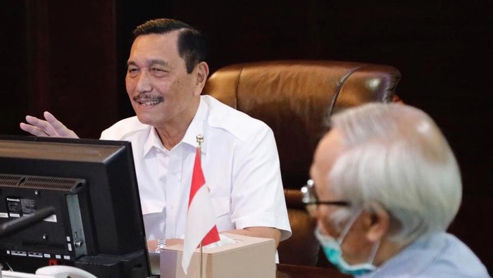 Luhut Sebut RI Kini Negara Berpenghasilan Menengah ke Atas