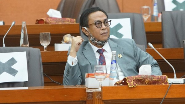Menantu Ma'ruf Menghadap Jokowi di Tengah Isu Reshuffle, Singgung Investasi