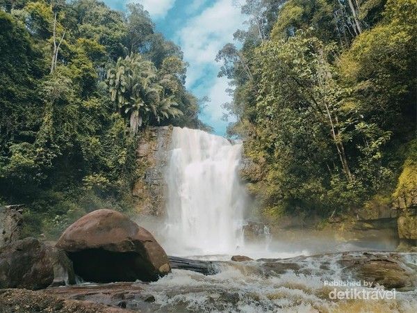 &#91;Coc Reg. KalTeng&#93; Satu Lagi, Air Terjun Menawan dari Tanah Kalimantan