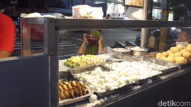 Penjual di Yogya Soal Heboh Klepon Tidak Islami: Bahannya Jelas Halal!