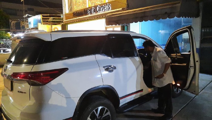 Mobil Pengusaha Dibobol di Kemang, Duit Rp 200 Juta-Pulpen 'Emas' Juga Raib