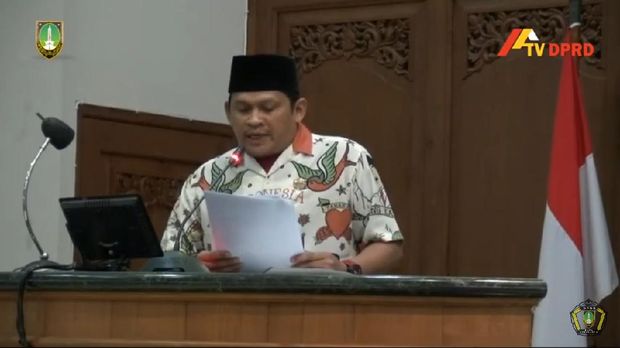 Ironi PKS Sindir Jokowi, Tapi Kaukus Mudanya Dukung Gibran 