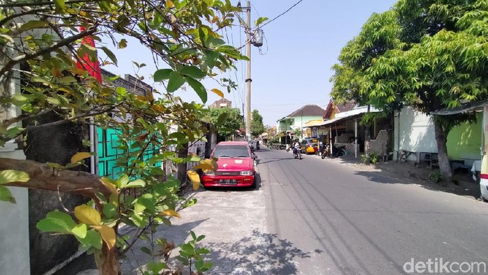 Polisi Buru Pelaku Penyerangan 3 Peserta Doa Pernikahan di Solo