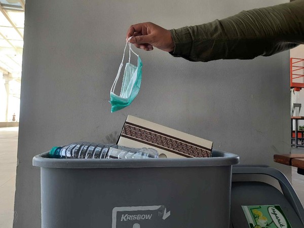 Short Story #69 : Buangla Sampah pada Tempatnya