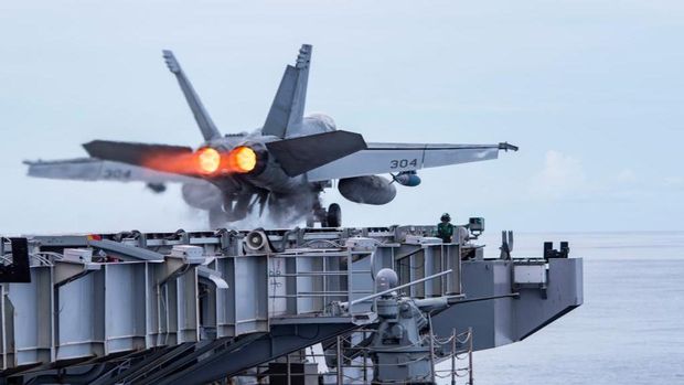 BREAKING NEWS! Langit Laut China Selatan Dipenuhi Jet Tempur Amerika Serikat