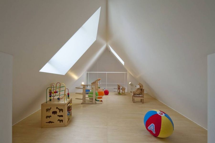 Di Jepang Ada Rumah Ramping Super Nyaman Karya Mizuishi Architects Atelier!