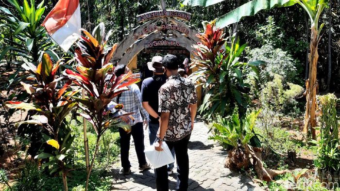&#91;Coc Reg. Semarang&#93; Kisah Gamelan Mistis di Curug Gending Asmoro