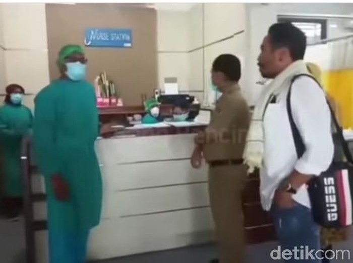 Pasien Meninggal yang Dijemput Paksa Oknum LSM Banyuwangi Positif COVID-19