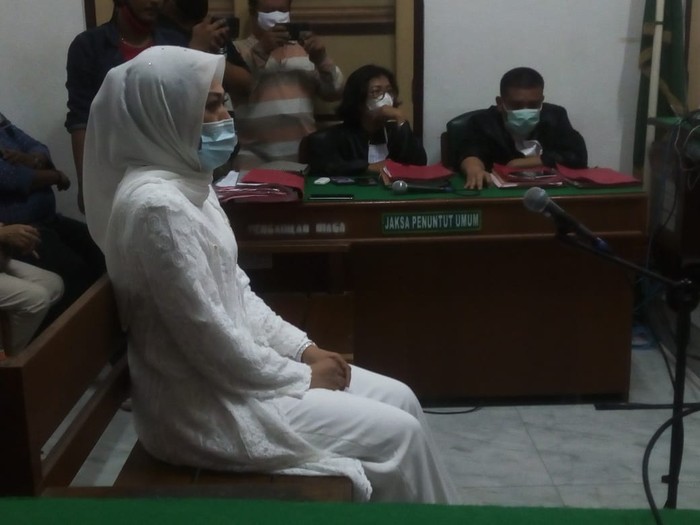 'Bu Kombes' Terbukti Utang Rp 70 Juta Jadi Pertimbangan Hakim Bebaskan Febi
