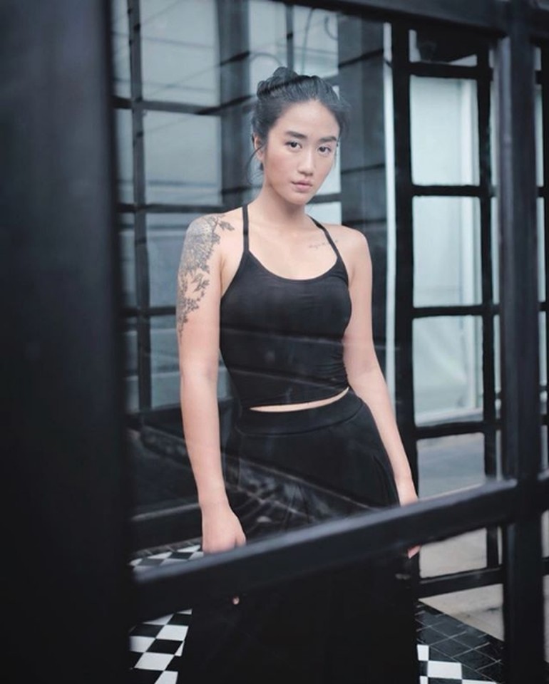 7 Pesona Chef Renatta Moeloek yang Tak Mau Pusing Jadi Fantasi Pria