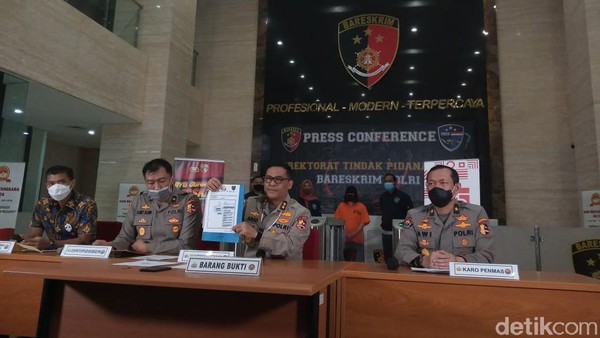 pasal-keonaran-untuk-vidyalae-penyebar-hoax-omnibus-law