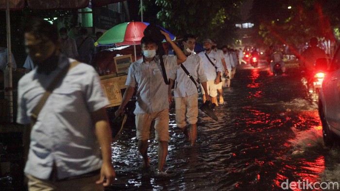 Terkini! Kawasan Sunter Tergenang