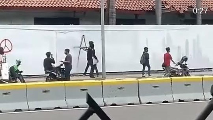 aksi-vandalisme--anarko--di-tengah-demo-diusut-polisi
