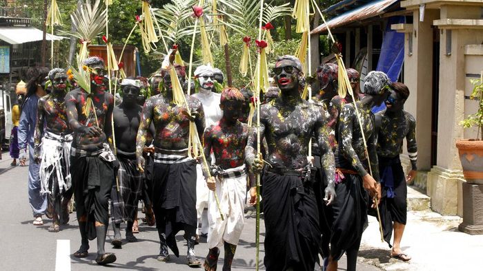 &#91;Coc Reg. Bali&#93; Uniknya Ritual Hindu Grebeg di Bali
