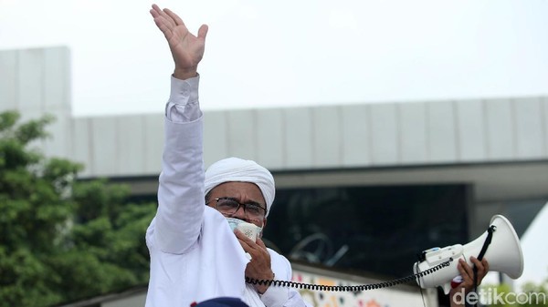 Habib Rizieq Minta Polisi Tak Kerahkan Pasukan untuk Jemput Paksa