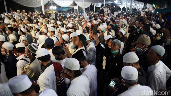 Beda Klaim FPI dan Pernyataan Habib Rizieq soal Undangan di Petamburan