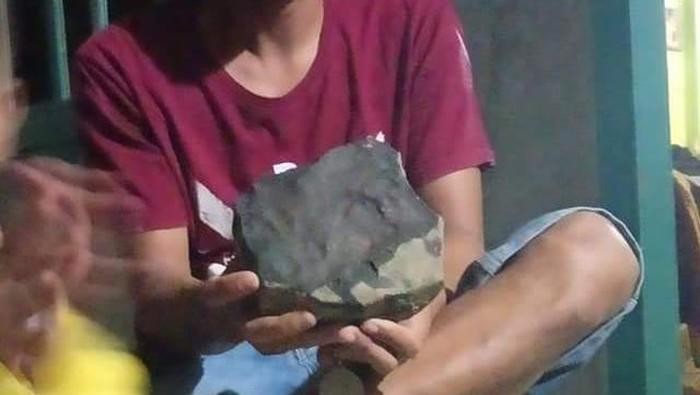 Media Inggris Beritakan Batu Meteor Jatuh di Tapteng Laku Rp 26 M, Benarkah?