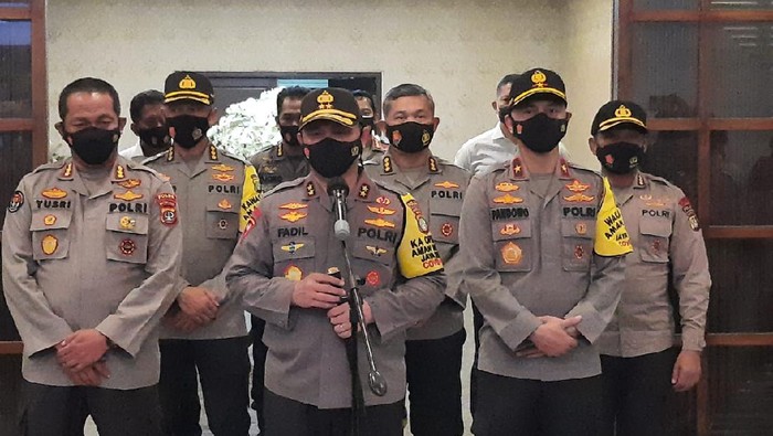 Kapolda Metro Dukung Pangdam Jaya Copot Baliho Habib Rizieq