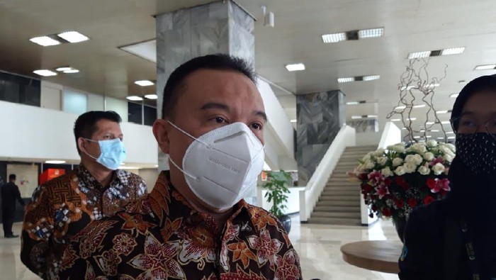 gerindra-klarifikasi-anggota-yang-diduga-terlibat-pencurian-215-ton-bbm