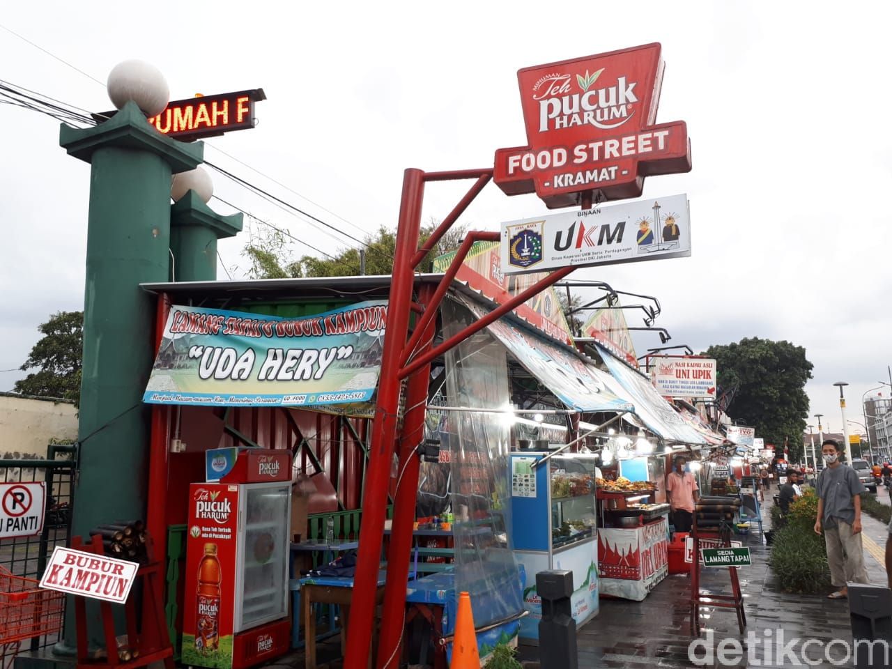 Surga Nasi Kapau Kaki Lima yang Nikmat di Jakarta Ada di Sini