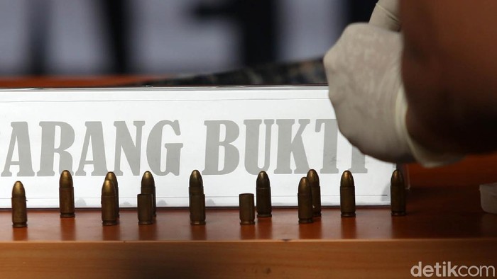 Ini Dia Senjata Api Pendukung HRS yang Serang Polisi